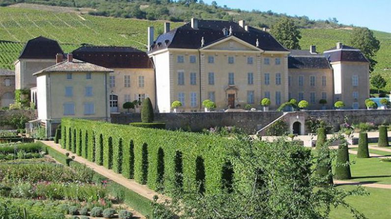 Large Beaujolais estate sold after three centuries in same family