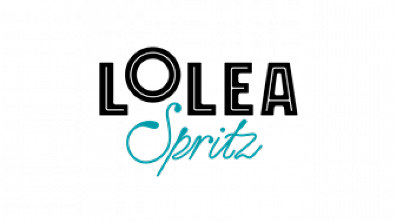 LOLEA presenta su nueva gama spritz: una experiencia refrescante y natural para el tardeo.