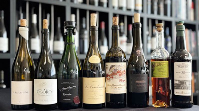 Los nuevos 100 puntos de Guía Peñín: 8 vinos que representan la perfección y la diversidad.