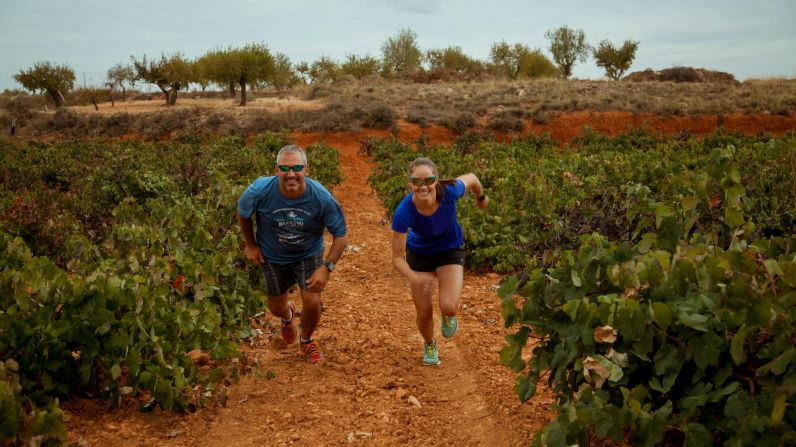 La DO Utiel-Requena participa en una serie documental sobre vinos españoles.