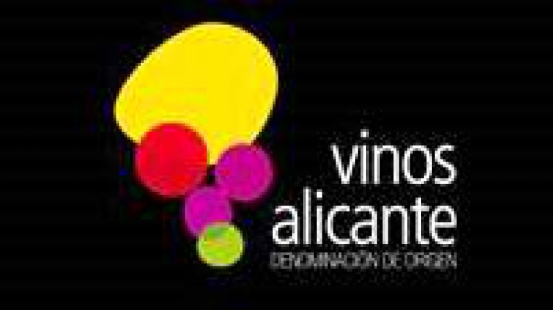 Los Vinos Alicante DOP movilizan a toda la provincia a favor del producto local. 