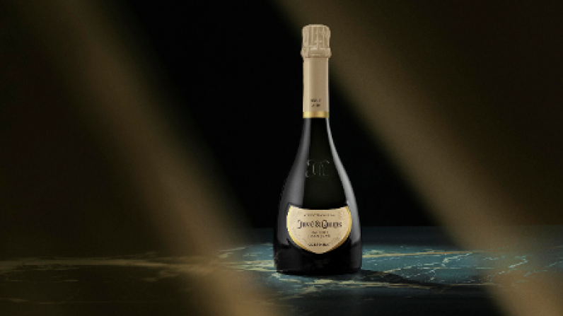Juv&eacute; & Camps presenta Gran Tribut Joan Juv&eacute;, un homenaje a su fundador y a la trayectoria pionera de la bodega en espumosos de larga crianza