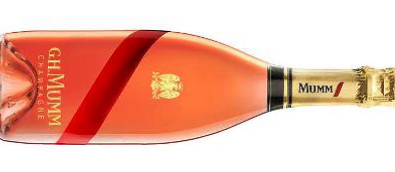 Un brindis por y para cada una de las madres con Mumm Grand Cordon Rosé.