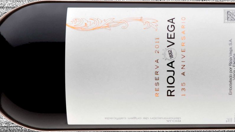 Rioja Vega 135 Aniversario Reserva 2011 es  nombrado MEJOR VINO DE RIOJA en el concurso internacional de vinos Harpers Wine Stars.