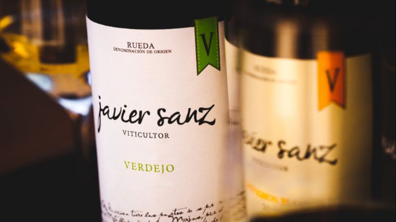 Javier Sanz Viticultor lanza la nueva añada de Javier Sanz Verdejo, el vino estandarte de la bodega.