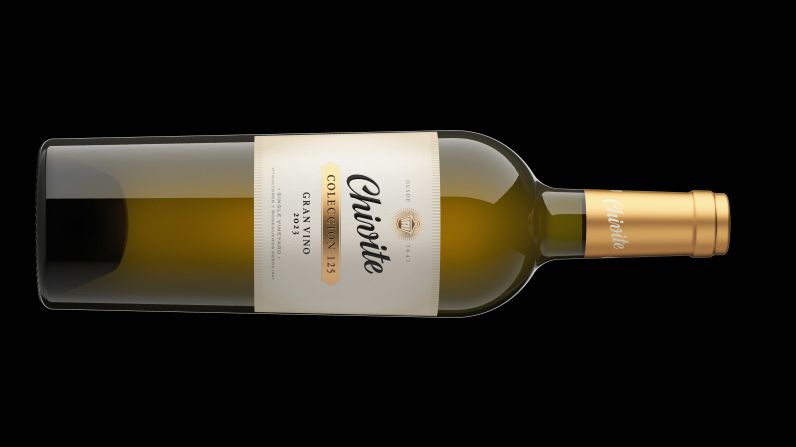 Chivite Colecci&oacute;n 125 Gran Vino Blanco, un referente de excelencia en las mesas navide&ntilde;as m&aacute;s selectas.