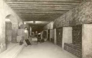 Interior de una bodega antigua