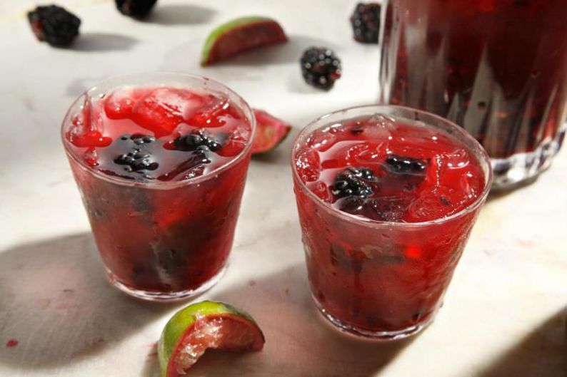 Moras y Cabernet Caipiriña