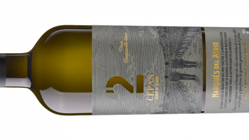 Marqu&eacute;s del Atrio 2 Cepas: la combinaci&oacute;n perfecta de elegancia y tradici&oacute;n para celebrar el amor.