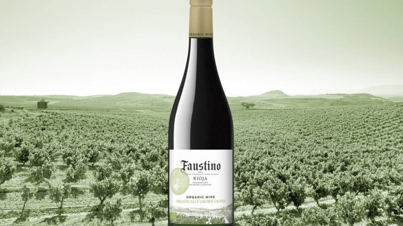 Bodegas Faustino lanza un vino orgánico enfocado al mercado internacional.